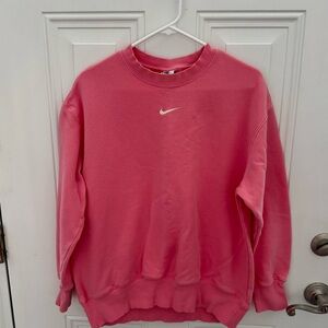 Nike Sportswear Phoenix Fleece Women's Oversized Crew-Neck
Sweatshirt Size XS